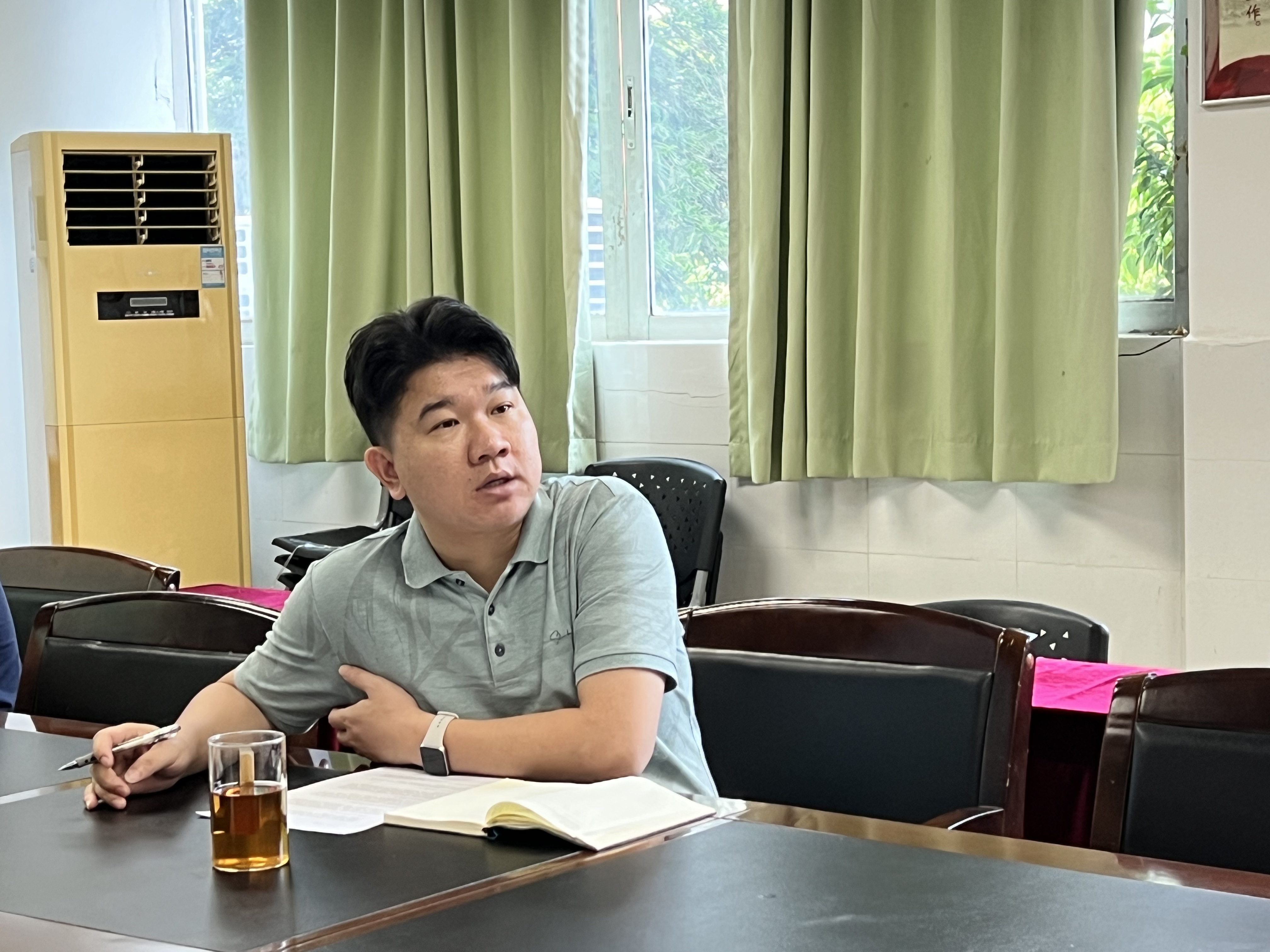 蔡俊发主持.jpg